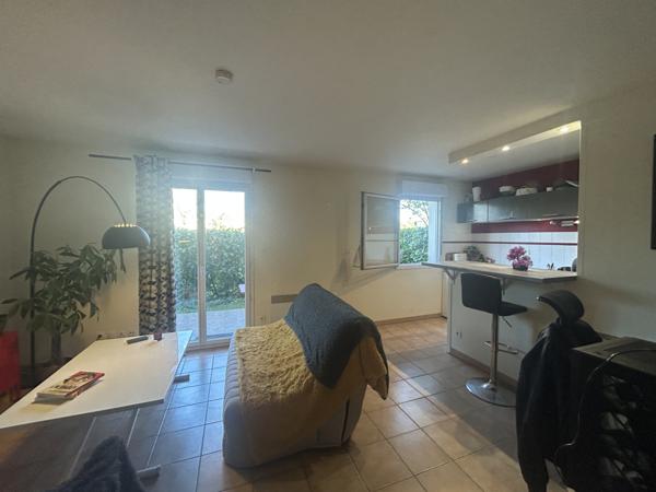 Agen (47000) APPARTEMENT DE TYPE 3 DE 51.58 M2 AVEC JARDINET ET PLACE DE PARKING