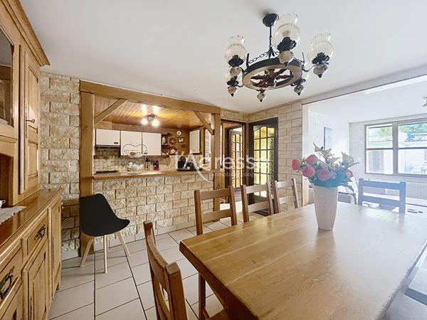 À 5 min de la gare Maison 3 chambres sur 580 m² à prix exceptionnel !