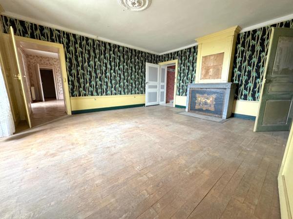 Maison 9 pièces 245 m²