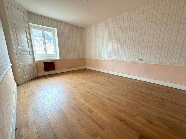 Maison 9 pièces 245 m²