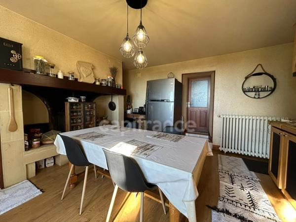 Dpt Dordogne (24), à vendre SAINT SULPICE D'EXCIDEUIL maison P7 de 182,21 m² - Terrain de plus de 2 hectares - Plain pied