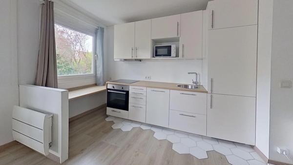 BONNEUIL SUR MARNE - 2 Pièces de 31M² avec balcon et emplacement de stationnement