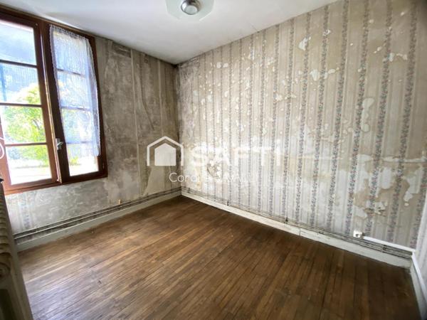 Maison à rénover avec fort potentiel premier achat ou investissement locatif avec terrain constructible