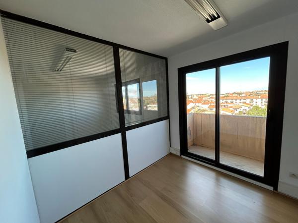Bureaux à vendre - 209 m2 - Perpignan
