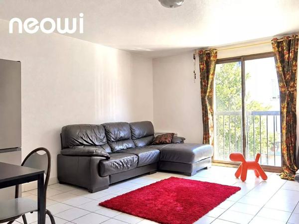 A VENDRE T2 avec ASCENSEUR - QUARTIER PRISÉ