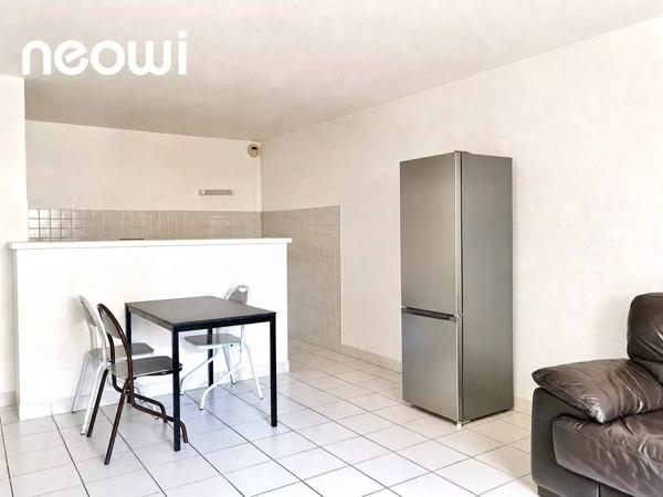 A VENDRE T2 avec ASCENSEUR - QUARTIER PRISÉ