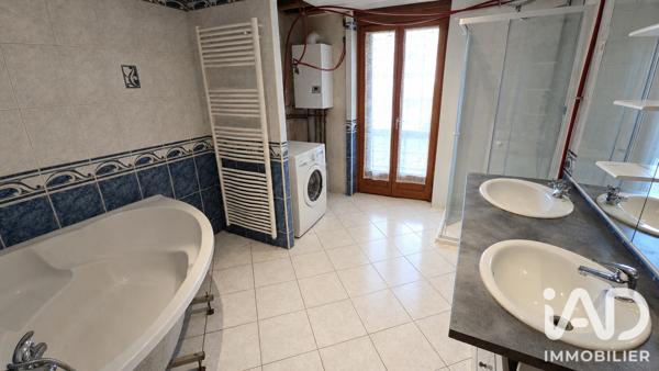 Maison à vendre 4 pièces 125 m² Bogny-sur-Meuse
