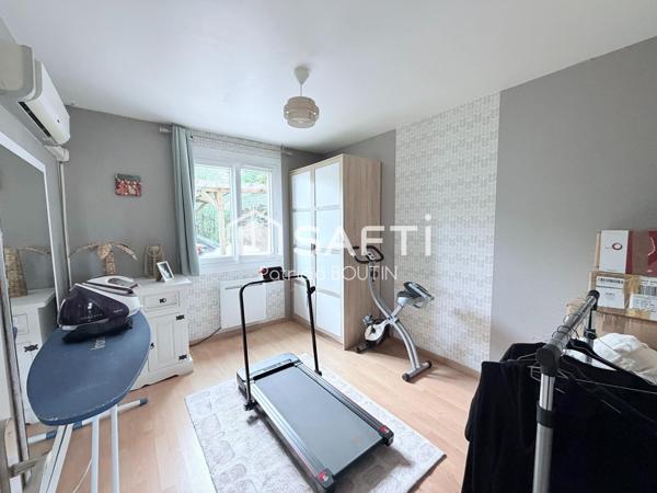 PAVILLON PLAIN PIED 5 CHAMBRES DONT UNE SUITE PARENTALE ET JARDIN A FRESSINES !