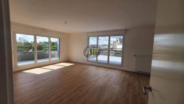 Appartement à louer Saint Herblain : 4 pièces, 85m² avec 3 chambre(s) à 1 055€ - AJP Immobilier Nantes Sud