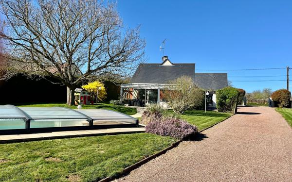 Maison à vendre    8 pièces •  Béthon