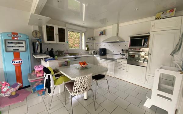 Maison à vendre    8 pièces •  Béthon