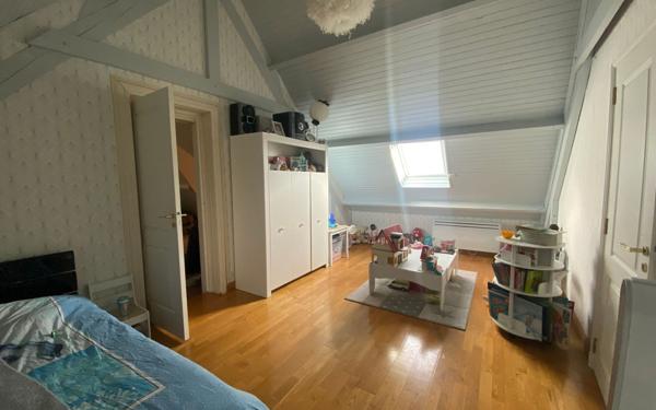 Maison à vendre    8 pièces •  Béthon