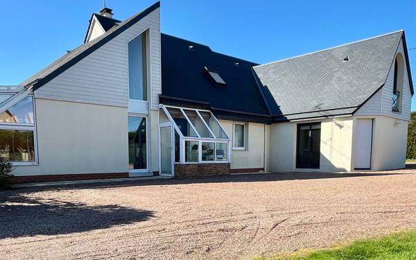 Maison à vendre    8 pièces •  Béthon