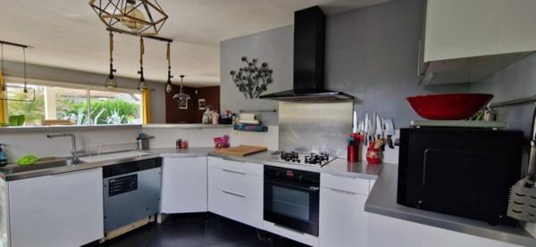 Maison à vendre 6 pièces de 130 m²