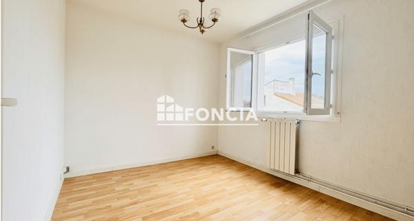 À vendre Appartement 4 pièces 66 m² - Rochefort 17300