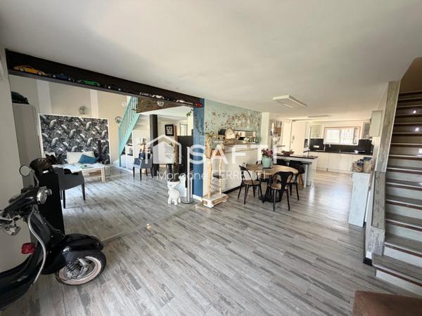 VILLA DE 146 M² AVEC PISCINE ET GARAGE