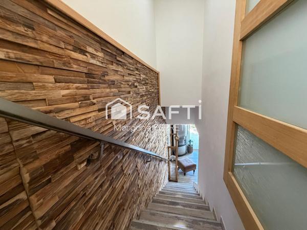 VILLA DE 146 M² AVEC PISCINE ET GARAGE