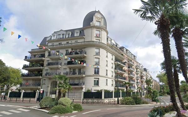 Appartement à louer    4 pièces •  Le Plessis-Robinson