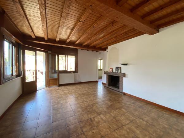 ARCACHON ABATILLES ! Maison 4 pièces de 80 m2 sur une parcelle boisée de de 584 m2 !