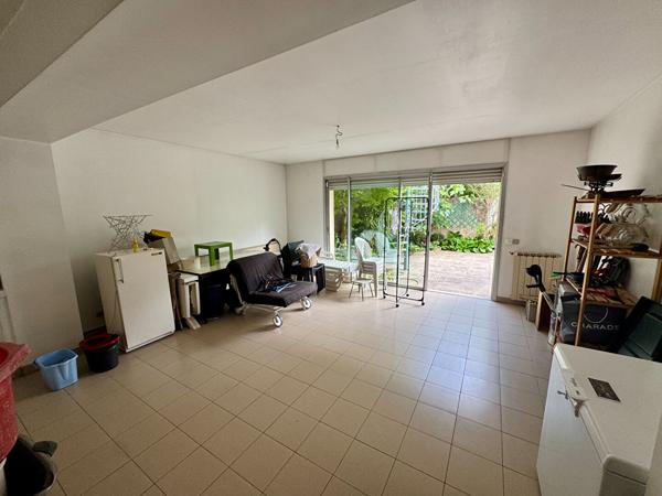 Maison Nimes 10 pièce(s) 322.96 m2