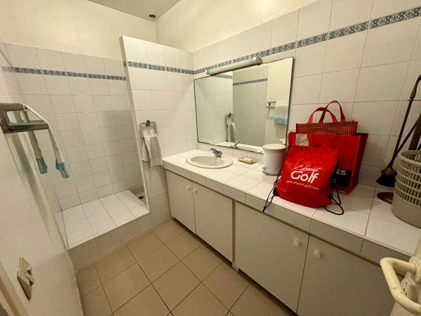 Maison Nimes 10 pièce(s) 322.96 m2