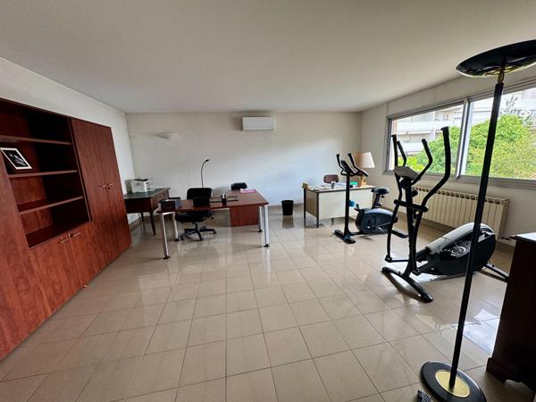 Maison Nimes 10 pièce(s) 322.96 m2