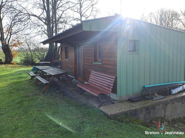 Plan d'eau de 2ha50, prairie et bois le tout sur 6ha environ à Juvigné
