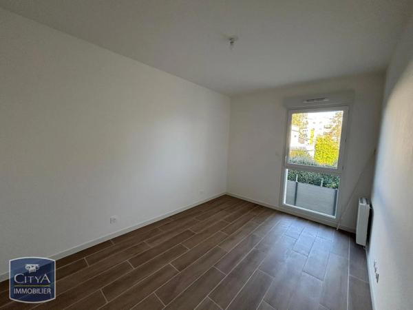 Appartement à louer 2 pièces 45.3m² Saint-Jean-de-Braye (45800)