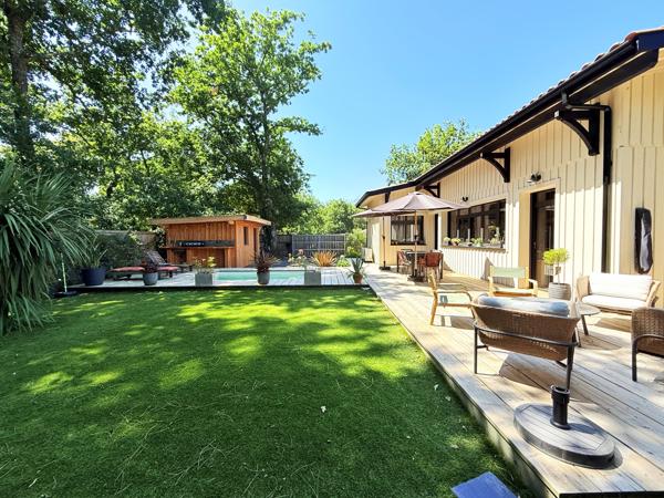 Superbe villa contemporaine dans quartier résidentiel