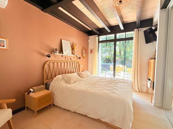 Superbe villa contemporaine dans quartier résidentiel