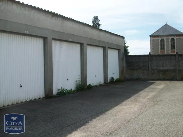 Parking à louer 12m² Limoges (87000)