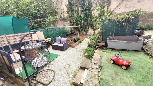 T2 rénové 34 m² et jardin 30m² au calme