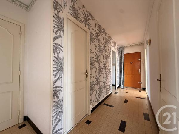 Appartement T4 à vendre  4 pièces - 86,25 m 2   GUILHERAND GRANGES  - 07