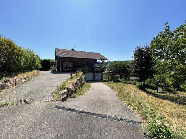 Chalet en bois avec étang et vue campagne – Un véritable havre de paix !