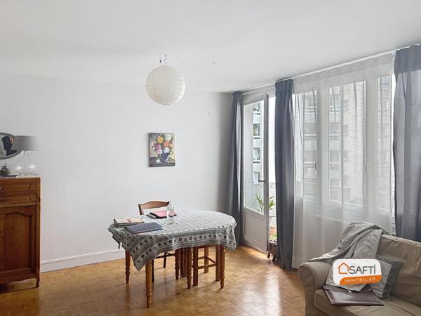 Grand trois pièces au coeur du quartier St Blaise