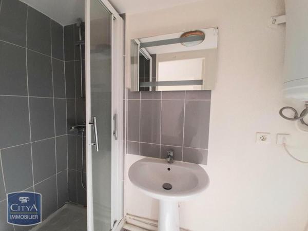 Appartement à louer 1 pièce 21.93m²