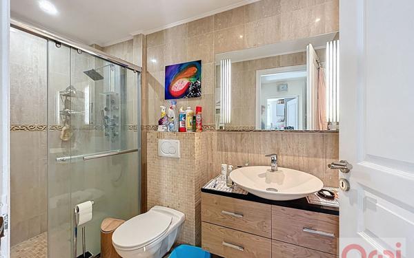 Maison à vendre    9 pièces • 240 m2 Châtillon