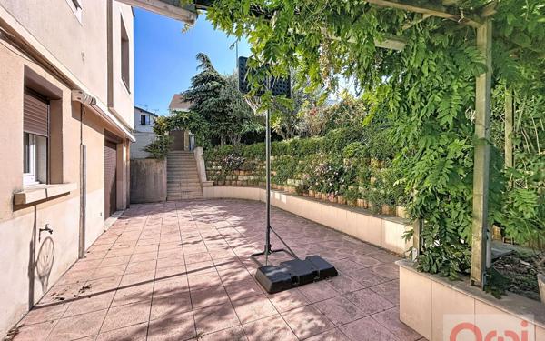 Maison à vendre    9 pièces • 240 m2 Châtillon