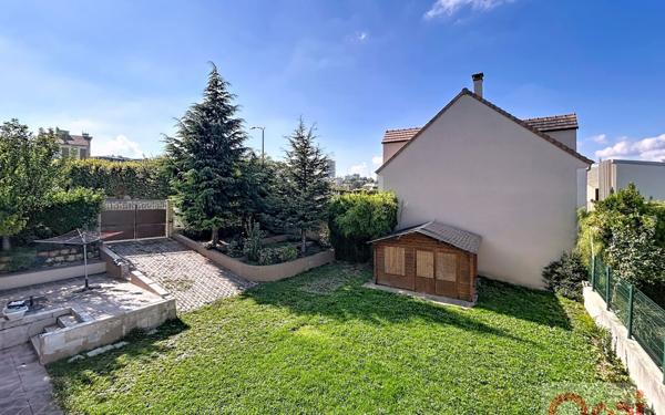 Maison à vendre    9 pièces • 240 m2 Châtillon