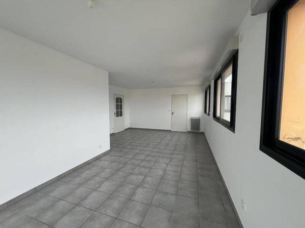 Appartement 4 pièces                                        - 44400 Rezé - Pont Rousseau Centre Réf : 12497