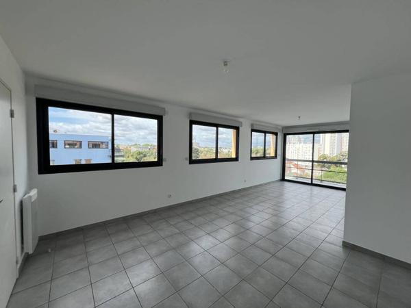 Appartement 4 pièces                                        - 44400 Rezé - Pont Rousseau Centre Réf : 12497