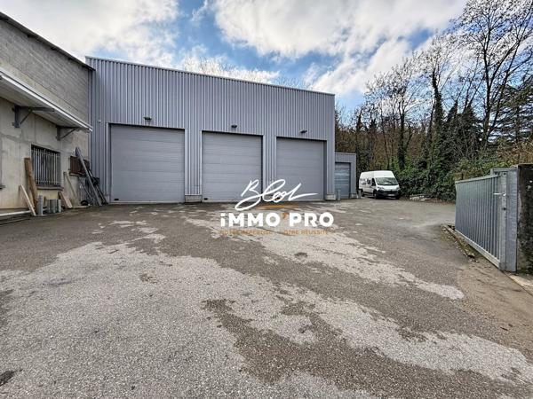 Location Local commercial 1 pièces 160 m2 à Bourgoin-Jallieu