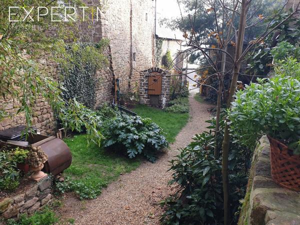 Bécherel (35190) MAGNIFIQUE Maison du XVIIe siècle