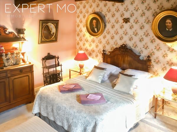 Bécherel (35190) MAGNIFIQUE Maison du XVIIe siècle