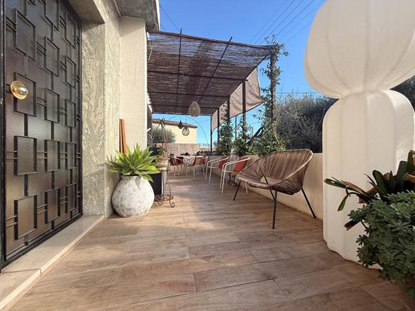 Villa-Appartement Villeneuve Loubet 5 pièces 128 m2