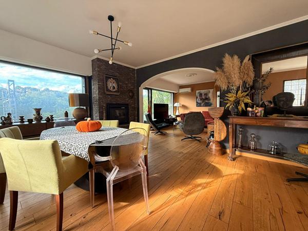 Villa-Appartement Villeneuve Loubet 5 pièces 128 m2