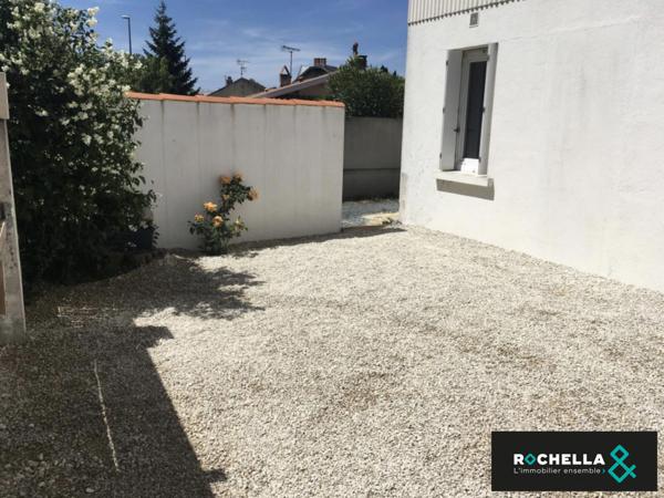 immeuble de rapport vendu loué comprenant 7 logements.