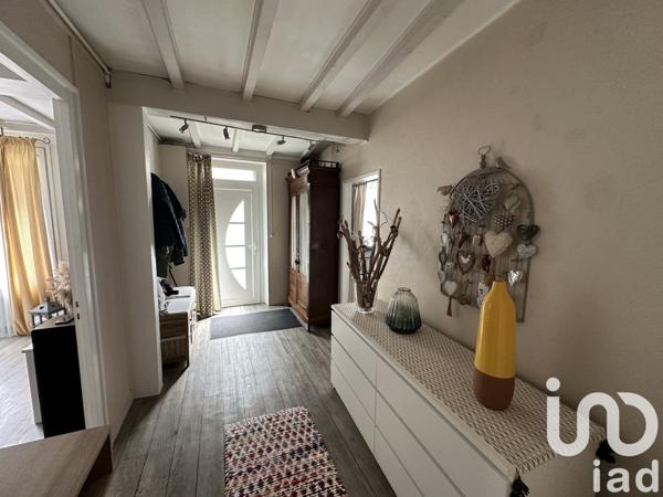 Maison 6 pièces de 151 m² à Vatan (36150)