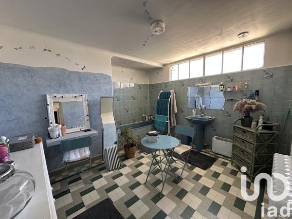 Maison 6 pièces de 151 m² à Vatan (36150)