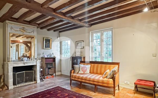 Maison à vendre    6 pièces • 236,50 m2 Sacquenville